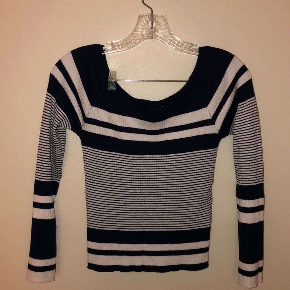 Navy & white top